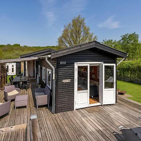 度假居 Beautiful In With Wifi *