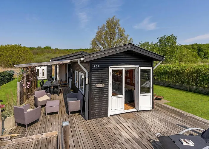 Vakantiehuis Beautiful In With Wifi *